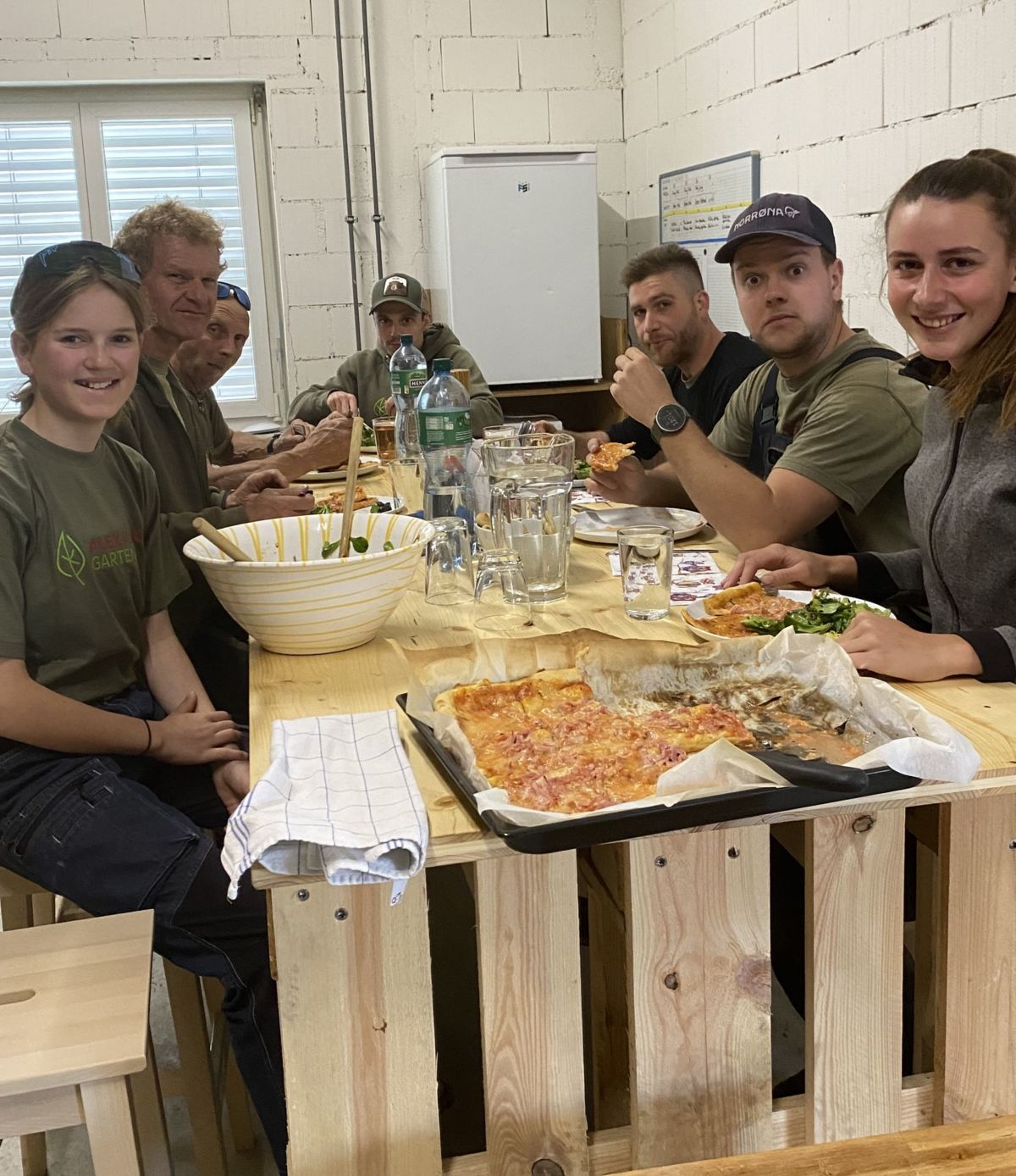 PizzaFridy120424 a.jpg
